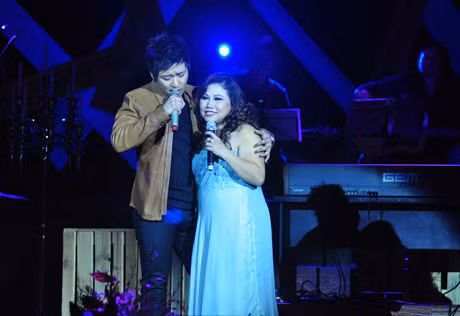 Tuấn Hưng và ca sĩ Siu Black bùng cháy trong “Ly café Ban Mê” cũng như “Trái tim không ngủ yên”. Tuấn Hưng và ca sĩ Siu Black bùng cháy trong “Ly café Ban Mê” cũng như “Trái tim không ngủ yên”.