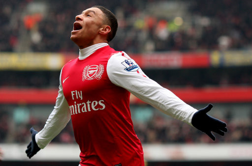 Alex Oxlade-Chamberlain (Arsenal – Anh, 19 tuổi): Alex Oxlade-Chamberlain thi đấu khá tốt trong mùa giải năm nay, tuy nhiên việc tiền vệ Arsenal được góp mặt trong khi đàn anh Aaron Lennon không được triệu tập cũng là một bất ngờ. Nhưng hãy chờ đợi xem tài năng này tỏa sáng ở Euro tới như thế nào? Alex Oxlade-Chamberlain (Arsenal – Anh, 19 tuổi): Alex Oxlade-Chamberlain thi đấu khá tốt trong mùa giải năm nay, tuy nhiên việc tiền vệ Arsenal được góp mặt trong khi đàn anh Aaron Lennon không được triệu tập cũng là một bất ngờ. Nhưng hãy chờ đợi xem tài năng này tỏa sáng ở Euro tới như thế nào?