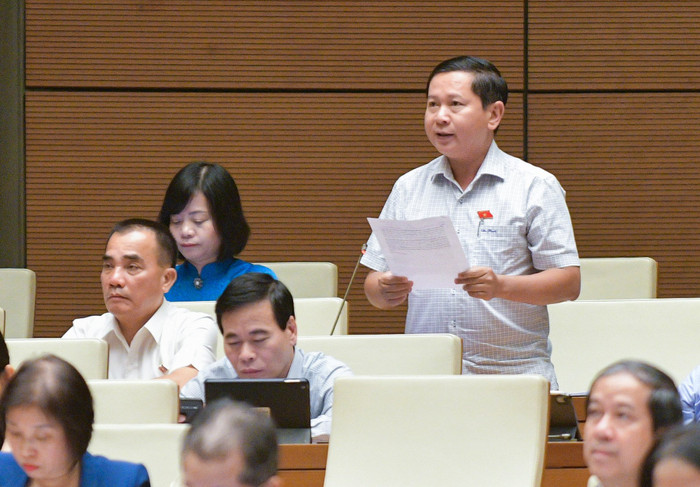 Đại biểu Tạ Minh Tâm - Đoàn đại biểu Quốc hội tỉnh Tiền Giang. Ảnh: quochoi.vn. Đại biểu Tạ Minh Tâm - Đoàn đại biểu Quốc hội tỉnh Tiền Giang. Ảnh: quochoi.vn.