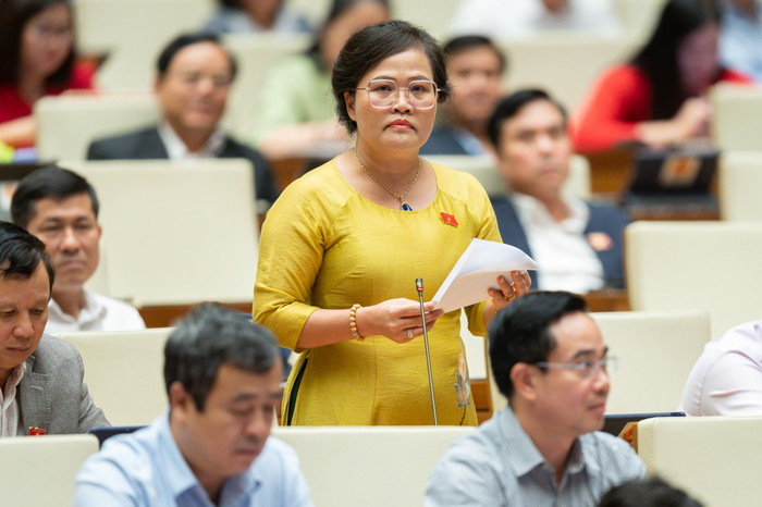 Đại biểu Quốc hội Nguyễn Thị Sửu - Phó Trưởng đoàn chuyên trách Đoàn đại biểu Quốc hội tỉnh Thừa Thiên - Huế. Ảnh: quochoi.vn. Đại biểu Quốc hội Nguyễn Thị Sửu - Phó Trưởng đoàn chuyên trách Đoàn đại biểu Quốc hội tỉnh Thừa Thiên - Huế. Ảnh: quochoi.vn.