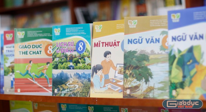 Sách giáo khoa chương trình giáo dục phổ thông 2018. Ảnh: Huệ Phương. Sách giáo khoa chương trình giáo dục phổ thông 2018. Ảnh: Huệ Phương.