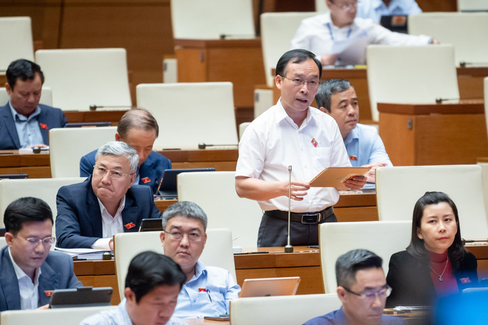 Đại biểu Trần Văn Tuấn - Đoàn đại biểu Quốc hội tỉnh Bắc Giang. Ảnh: quochoi.vn. Đại biểu Trần Văn Tuấn - Đoàn đại biểu Quốc hội tỉnh Bắc Giang. Ảnh: quochoi.vn.