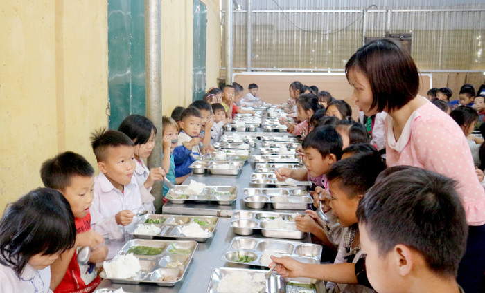 Một bữa ăn bán trú tại Điện Biên. Ảnh: Huệ Phương. Một bữa ăn bán trú tại Điện Biên. Ảnh: Huệ Phương.