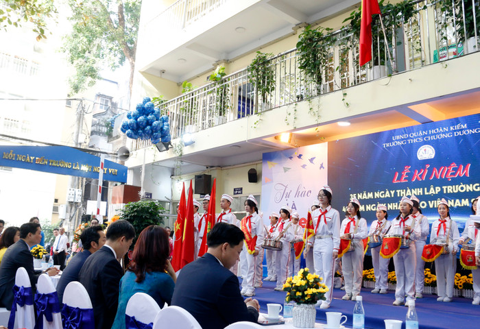 Toàn cảnh buổi lễ. Toàn cảnh buổi lễ.