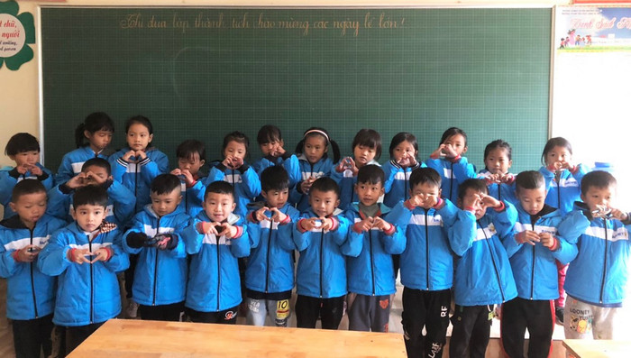 Có chính sách bảo hiểm y tế, công tác chăm sóc sức khỏe cho học sinh tại vùng biên Mường Nhé ngày càng được quan tâm, nâng cao hiệu quả. Ảnh: M.H. Có chính sách bảo hiểm y tế, công tác chăm sóc sức khỏe cho học sinh tại vùng biên Mường Nhé ngày càng được quan tâm, nâng cao hiệu quả. Ảnh: M.H.