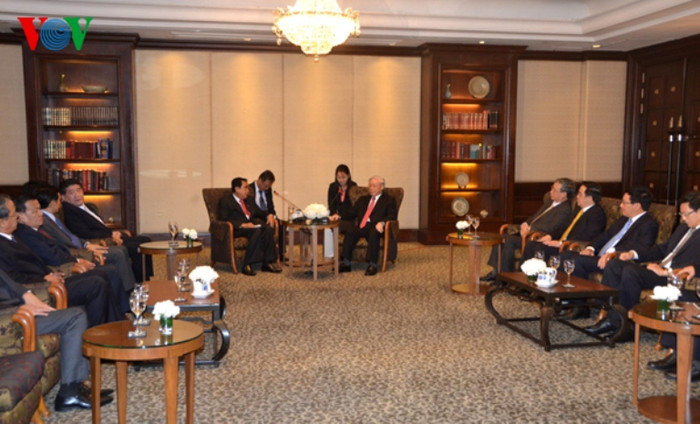 Tổng Bí thư Nguyễn Phú Trọng tiếp Chủ tịch đảng cầm quyền Vì nước Thái