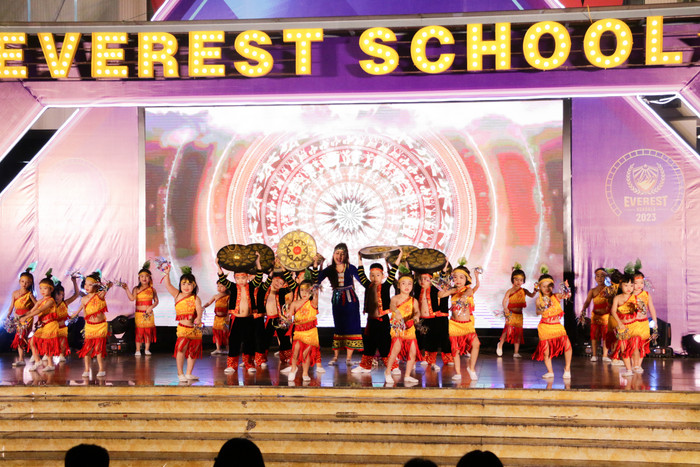 Tiết mục Niềm vui của em - Trường Mầm non Tuổi Hoa