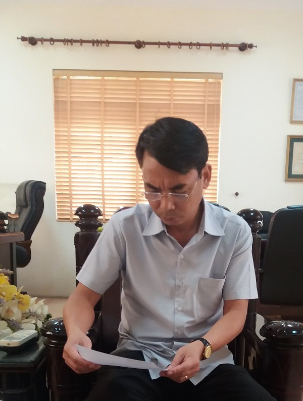 Ông Nguyễn Minh Tuyên, Chủ tịch UBND phường Quan Hoa tại buổi làm việc. Ảnh Bảo Nam.