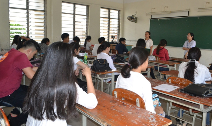 Cùng với bộ môn Lịch sử và Địa lý, môn Giáo dục công dân là yếu tố cấu thành nên tổ hợp các bộ môn khoa học xã hội. Ảnh: TT Cùng với bộ môn Lịch sử và Địa lý, môn Giáo dục công dân là yếu tố cấu thành nên tổ hợp các bộ môn khoa học xã hội. Ảnh: TT