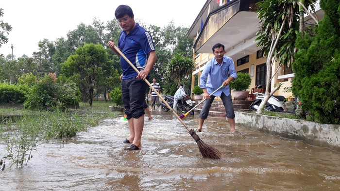 Ngành giáo dục Thừa Thiên Huế cấm các trường tổ chức tiệc tùng nhân ngày nhà giáo Việt Nam 20/11. Ảnh: TL Ngành giáo dục Thừa Thiên Huế cấm các trường tổ chức tiệc tùng nhân ngày nhà giáo Việt Nam 20/11. Ảnh: TL