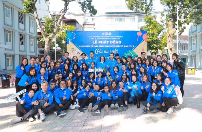 Nhờ truyền thông báo chí, những năm gần đây, Trường Đại học Thương mại đã nằm trong top các trường đại học có số thí sinh đăng ký nguyện vọng và đăng ký xét tuyển đông nhất. (Ảnh minh họa). Nhờ truyền thông báo chí, những năm gần đây, Trường Đại học Thương mại đã nằm trong top các trường đại học có số thí sinh đăng ký nguyện vọng và đăng ký xét tuyển đông nhất. (Ảnh minh họa).