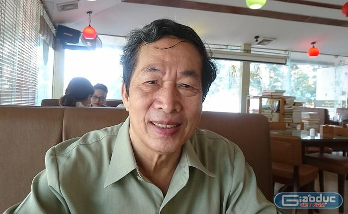 Phó Giáo sư, Tiến sĩ Nghiêm Đình Vỳ (Nguyên Phó trưởng Ban Tuyên giáo Trung ương) cho rằng, sự thay đổi sẽ ảnh hưởng đến chương trình và sách giáo khoa, nhưng không quá lớn. (Ảnh: Xuân Trung).