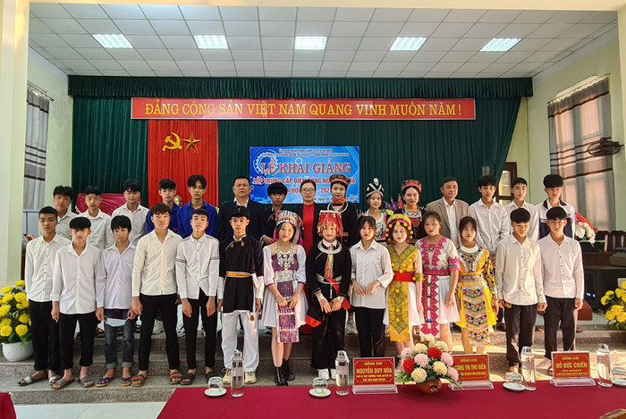 Lễ khai giảng tại trung tâm giáo dục nghề nghiệp - giáo dục thường xuyên huyện Hàm Yên (Tuyên Quang). (Ảnh do Sở Giáo dục và Đào tạo tỉnh Tuyên Quang cung cấp).