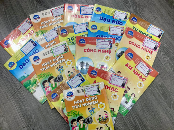 Theo Đại biểu quốc hội Quàng Thị Nguyệt, chương trình, sách giáo khoa giáo dục phổ thông cần được quan tâm hơn nữa. (Ảnh minh họa: N.T.P). Theo Đại biểu quốc hội Quàng Thị Nguyệt, chương trình, sách giáo khoa giáo dục phổ thông cần được quan tâm hơn nữa. (Ảnh minh họa: N.T.P).