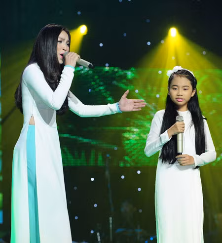 Hiền Thục và Phương Mỹ Chi có dịp hội ngộ trong chương trình" Câu chuyện âm nhạc" diễn ra vào ngày 11.05 tới.