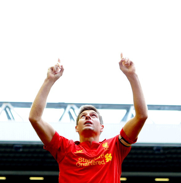 Gerrard đang rất khao khát giành chức vô địch ngoại hạng Anh. Gerrard đang rất khao khát giành chức vô địch ngoại hạng Anh.