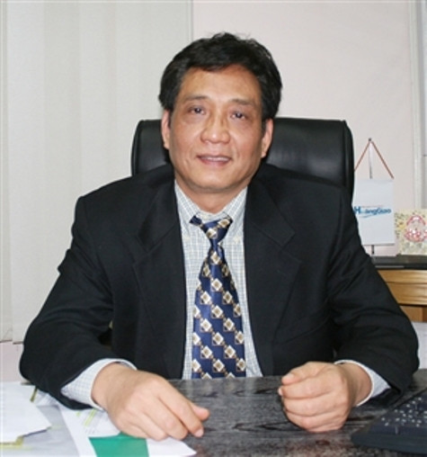 TS.LS Hoàng Ngọc Giao nguyên Phó vụ trưởng Ban Biên giới Chính phủ. TS.LS Hoàng Ngọc Giao nguyên Phó vụ trưởng Ban Biên giới Chính phủ.