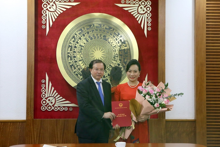 Tiến sĩ, Nhà giáo Ưu tú Nguyễn Thúy Nga, Chủ tịch Hội đồng trường Học viện Múa Việt Nam giữ chức Giám đốc Học viện Múa Việt Nam nhiệm kỳ 2020-2025 (Ảnh: Website Học viện). Untitled.png