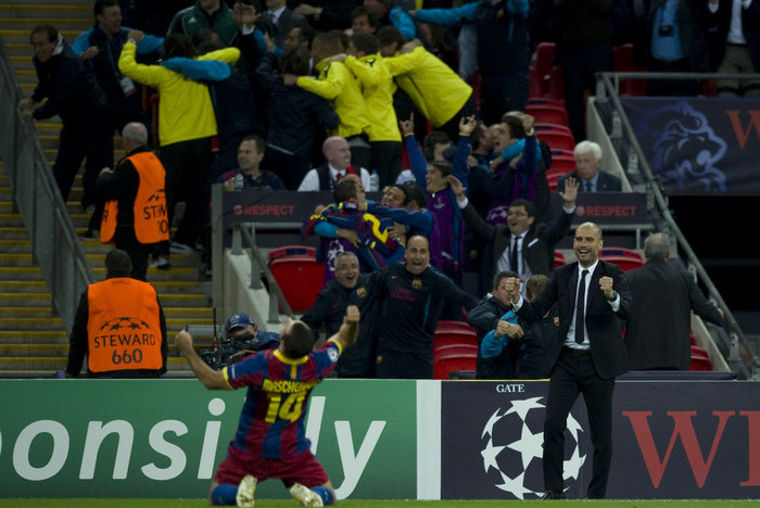 Tại Wembley năm 2011 diễn ra trận chung kết Champions League giữa Barca – MU. Và một lần nữa, chiến thắng thuộc về đoàn quân của Guardiola (tỷ số 3-1). Tại Wembley năm 2011 diễn ra trận chung kết Champions League giữa Barca – MU. Và một lần nữa, chiến thắng thuộc về đoàn quân của Guardiola (tỷ số 3-1).