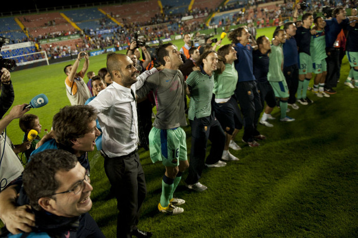 Không bao giờ quên những thành công vang dội, và cả thứ bóng đá tấn công quyến rũ, huyền ảo mang tên tiqui-taca đã làm nên thương hiệu – Pep Guardiola. Không bao giờ quên những thành công vang dội, và cả thứ bóng đá tấn công quyến rũ, huyền ảo mang tên tiqui-taca đã làm nên thương hiệu – Pep Guardiola.