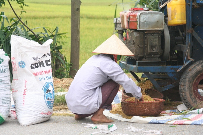 Những chiếc máy tuấn cơ động làm giảm bớt sức lao động của người nông dân
