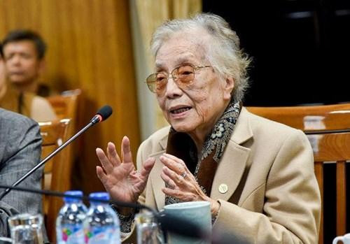 Nguyên Bộ trưởng Bộ Giáo dục Nguyễn Thị Bình (Ảnh: Tạp chí Tuyên giáo) Nguyên Bộ trưởng Bộ Giáo dục Nguyễn Thị Bình (Ảnh: Tạp chí Tuyên giáo)