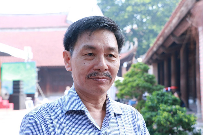 Theo Phó giáo sư Trần Văn Tớp - Hiệu phó trường Đại học Bách khoa Hà Nội cho rằng, ngoài kiến thức, các em sinh viên cần rèn luyện thêm kĩ năng làm việc nhóm, kĩ năng thuyết trình, ngoại ngữ... để khi ra trường có được vị trí việc làm tốt. Theo Phó giáo sư Trần Văn Tớp - Hiệu phó trường Đại học Bách khoa Hà Nội cho rằng, ngoài kiến thức, các em sinh viên cần rèn luyện thêm kĩ năng làm việc nhóm, kĩ năng thuyết trình, ngoại ngữ... để khi ra trường có được vị trí việc làm tốt.