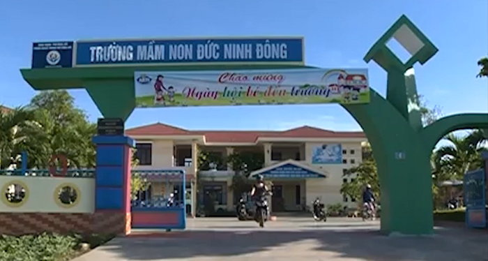 Hiệu trưởng Trường mầm non Đức Ninh Đông (Đồng Hới, Quảng Bình) bị cách hết tất cả chức vụ trong Đảng do sử dụng bằng cấp 2 không hợp pháp. Ảnh: NP Hiệu trưởng Trường mầm non Đức Ninh Đông (Đồng Hới, Quảng Bình) bị cách hết tất cả chức vụ trong Đảng do sử dụng bằng cấp 2 không hợp pháp. Ảnh: NP