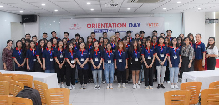 Ngày 19/5/2020, Trường Cao đẳng Việt Mỹ tổ chức lễ khai giảng cho sinh viên khóa 2020. Ngày 19/5/2020, Trường Cao đẳng Việt Mỹ tổ chức lễ khai giảng cho sinh viên khóa 2020.