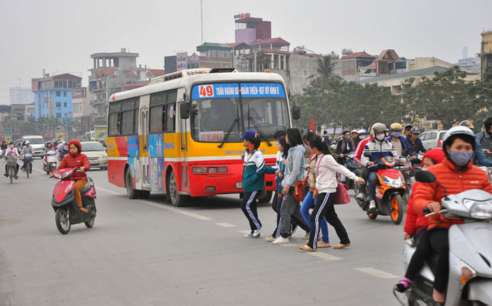 Sang đường tự phát kiểu học sinh.