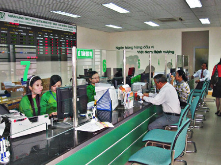 Vietcombank chính thức triển khai chương trình khuyến mại "Gửi tiền tin tưởng, vay tiền an tâm, khuyến mại tưng bừng, chào mừng đại lễ". Vietcombank chính thức triển khai chương trình khuyến mại "Gửi tiền tin tưởng, vay tiền an tâm, khuyến mại tưng bừng, chào mừng đại lễ".