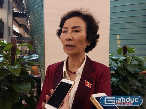 Phó Giáo sư – Tiến sĩ Bùi Thị An – Đại biểu Quốc hội khóa 13 cho rằng cần phải làm rõ trách nhiệm lãnh đạo Thành phố Hà Nội liên quan đến vi phạm, khuyết điểm tại dự án BT theo đúng tinh thần Nghị quyết Trung ương 4 - Khóa XII, ảnh Ngọc Quang. Phó Giáo sư – Tiến sĩ Bùi Thị An – Đại biểu Quốc hội khóa 13 cho rằng cần phải làm rõ trách nhiệm lãnh đạo Thành phố Hà Nội liên quan đến vi phạm, khuyết điểm tại dự án BT theo đúng tinh thần Nghị quyết Trung ương 4 - Khóa XII, ảnh Ngọc Quang.