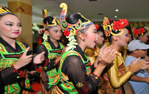 Hàng ngàn vũ công sẽ giúp SEA Games 26 bừng sáng. Ảnh minh họa Hàng ngàn vũ công sẽ giúp SEA Games 26 bừng sáng. Ảnh minh họa