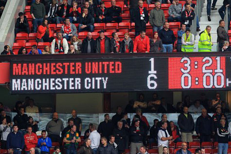 Đêm thảm họa tại Old Trafford Đêm thảm họa tại Old Trafford