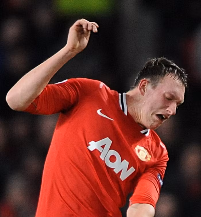 Phil Jones - một chiến binh thực thụ trên sân cỏ.