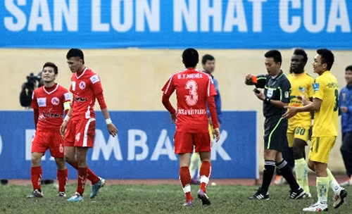 Trọng tài 'bẻ còi' Võ Minh Trí thừa nhận sai lầm ảnh 1 Trọng tài 'bẻ còi' Võ Minh Trí thừa nhận sai lầm ảnh 1