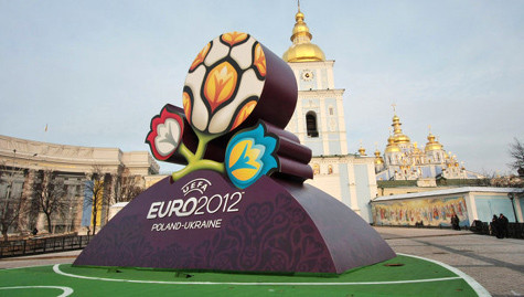 Người hâm mộ VN không được xem EURO 2012? Người hâm mộ VN không được xem EURO 2012?