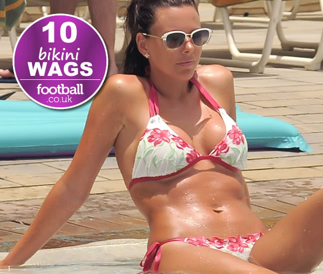 Toni và Terry kế hôn từ năm 2007 nhưng cô vẫn giữ được thân hình đầy quyến rũ, vì thế cô vẫn được chọn trong danh sách này tuy là xếp vị trí thứ 10