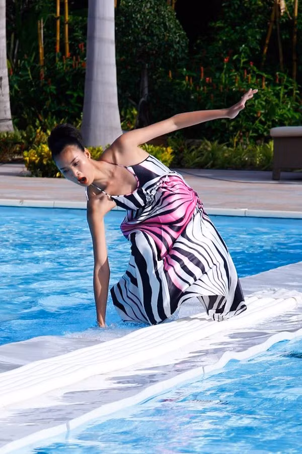 Catwalk trên sàn cao su