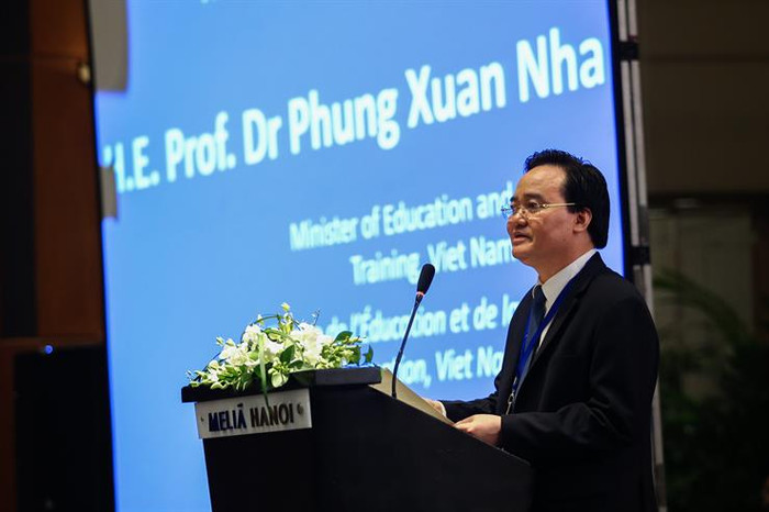 Bộ trưởng Phùng Xuân Nhạ phát biểu khai mạc Diễn đàn (Ảnh: Bộ Giáo dục và Đào tạo) Bộ trưởng Phùng Xuân Nhạ phát biểu khai mạc Diễn đàn (Ảnh: Bộ Giáo dục và Đào tạo)