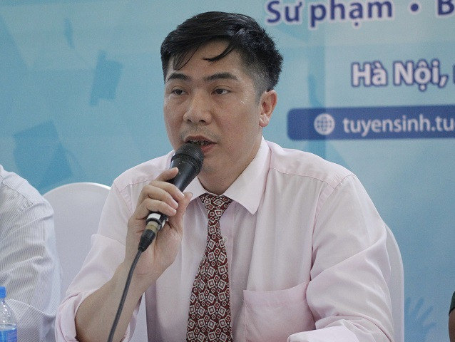 Theo ông Nguyễn Đào Tùng, Trưởng ban Quản lý đào tạo, Học viện Tài chính dự đoán những trường có điểm chuẩn năm ngoái từ 18 đến 23 chắc chắn năm nay sẽ tăng so với năm 2018 (Ảnh: Thùy Linh) Theo ông Nguyễn Đào Tùng, Trưởng ban Quản lý đào tạo, Học viện Tài chính dự đoán những trường có điểm chuẩn năm ngoái từ 18 đến 23 chắc chắn năm nay sẽ tăng so với năm 2018 (Ảnh: Thùy Linh)