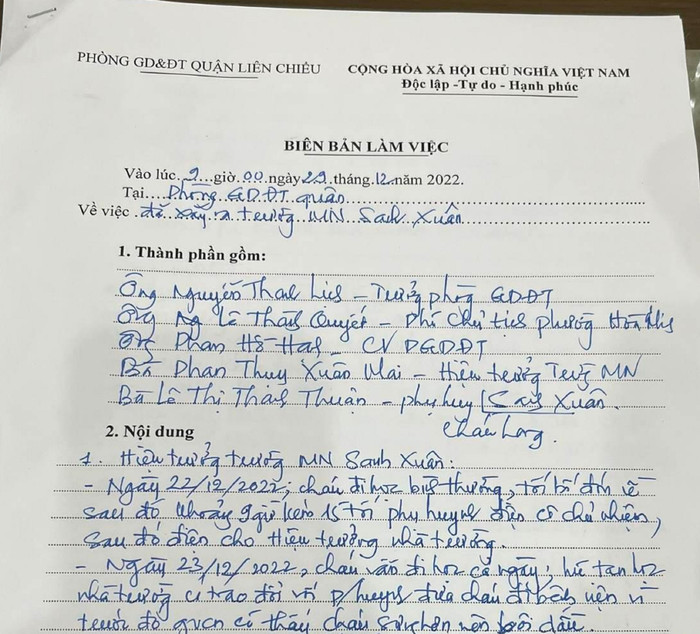 Phòng Giáo dục và Đào tạo đã ba lần làm việc trực tiếp với phụ huynh và nhà trường nhưng vẫn chưa thống nhất phương án giải quyết. Ảnh: AN
