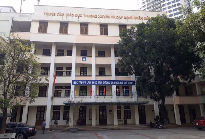 Trung tâm giáo dục thường xuyên và dạy nghề Cầu Giấy, địa chỉ số 2 ngõ 233 đường Xuân Thủy, Cầu Giấy, Hà Nội. Ảnh (NTV)