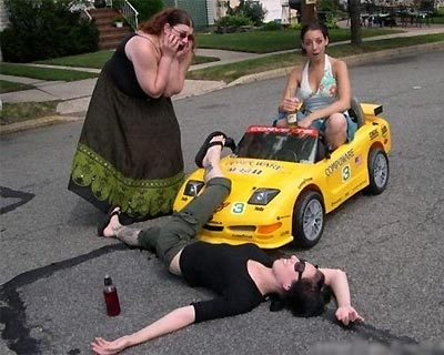 Còn trò gì vui hơn trò ăn vạ