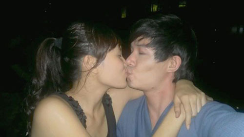 Cặp đôi này khẳng định họ hôn nhau với tình cảm chân thật, không phải để đánh bóng tên tuổi như mọi người nghĩ. (Theo vietboom)