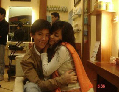 Scandal gây chấn động dư luận đã qua, Hoàng Thùy Linh và Việt Dart coi đó là một kỷ niệm khi còn bên nhau. (ảnh ymoi) Scandal gây chấn động dư luận đã qua, Hoàng Thùy Linh và Việt Dart coi đó là một kỷ niệm khi còn bên nhau. (ảnh ymoi)