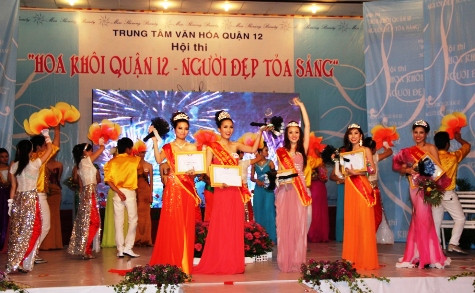 Thiên Kim từng chia sẻ: “Dù là một cuộc thi nhan sắc cấp quận nhưng cách tổ chức rất chuyên nghiệp, khiến tôi có lòng tin để nộp hồ sơ tham dự. Tôi rất tự hào với danh hiệu Á khôi 3 mà BTC vừa trao”. Thiên Kim từng chia sẻ: “Dù là một cuộc thi nhan sắc cấp quận nhưng cách tổ chức rất chuyên nghiệp, khiến tôi có lòng tin để nộp hồ sơ tham dự. Tôi rất tự hào với danh hiệu Á khôi 3 mà BTC vừa trao”.