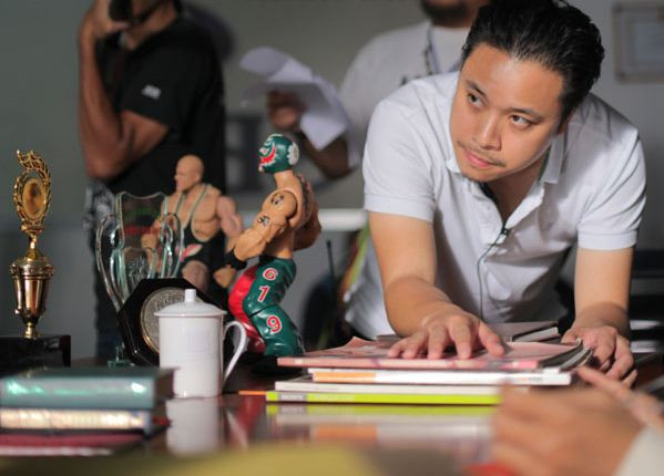 Nữ chính của Scandal chẳng phải một gương mặt xa lạ – là Vân Trang, “người tình đồn đại” của Đạo diễn. Ở Scandal, Vân Trang đã lên hàng vai chính. Nhân vật Ý Linh khởi nghiệp từ nghề người mẫu và khao khát tìm được đại gia lo lót cho mình đi lên trong sự nghiệp và cuộc sống tiền tài. Ý Linh là người nóng vội, không từ thủ đoạn gì để đạt được mục đích. (Theo kenh 14) Nữ chính của Scandal chẳng phải một gương mặt xa lạ – là Vân Trang, “người tình đồn đại” của Đạo diễn. Ở Scandal, Vân Trang đã lên hàng vai chính. Nhân vật Ý Linh khởi nghiệp từ nghề người mẫu và khao khát tìm được đại gia lo lót cho mình đi lên trong sự nghiệp và cuộc sống tiền tài. Ý Linh là người nóng vội, không từ thủ đoạn gì để đạt được mục đích. (Theo kenh 14)