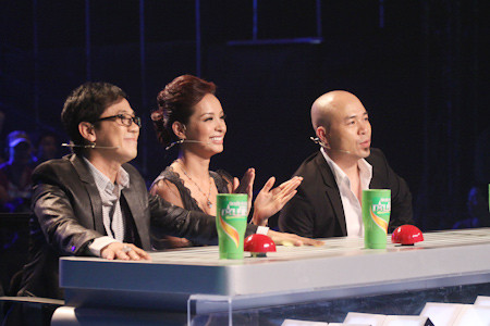 Thúy Hạnh chia sẻ: “Tôi yêu thích Vietnam’s Got Talent vì chương trình truyền hình thực tế này không chỉ giới hạn cho những người có khả năng ca hát. Đây là cuộc thi dành cho tất cả ai có đam mê và có khả năng trình diễn trên sân khấu với nhiều tiết mục biểu diễn đa dạng, phong phú và không đoán trước được". Thúy Hạnh chia sẻ: “Tôi yêu thích Vietnam’s Got Talent vì chương trình truyền hình thực tế này không chỉ giới hạn cho những người có khả năng ca hát. Đây là cuộc thi dành cho tất cả ai có đam mê và có khả năng trình diễn trên sân khấu với nhiều tiết mục biểu diễn đa dạng, phong phú và không đoán trước được".