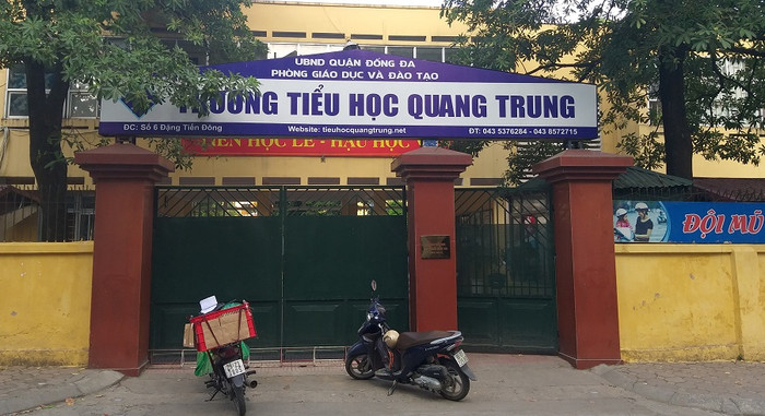 Sở Giáo dục và Đào tạo Hà Nội đã có báo cáo kết quả kiểm tra, xác minh, giải quyết sự việc học sinh lớp 2 tại Trường Tiểu học Quang Trung (quận Đống Đa) bị cô giáo xử phạt gửi Cục Nhà giáo và Cán bộ quản lý giáo dục (Bộ Giáo dục và Đào tạo) vào ngày 6/12. (Ảnh: Trinh Phúc) Sở Giáo dục và Đào tạo Hà Nội đã có báo cáo kết quả kiểm tra, xác minh, giải quyết sự việc học sinh lớp 2 tại Trường Tiểu học Quang Trung (quận Đống Đa) bị cô giáo xử phạt gửi Cục Nhà giáo và Cán bộ quản lý giáo dục (Bộ Giáo dục và Đào tạo) vào ngày 6/12. (Ảnh: Trinh Phúc)